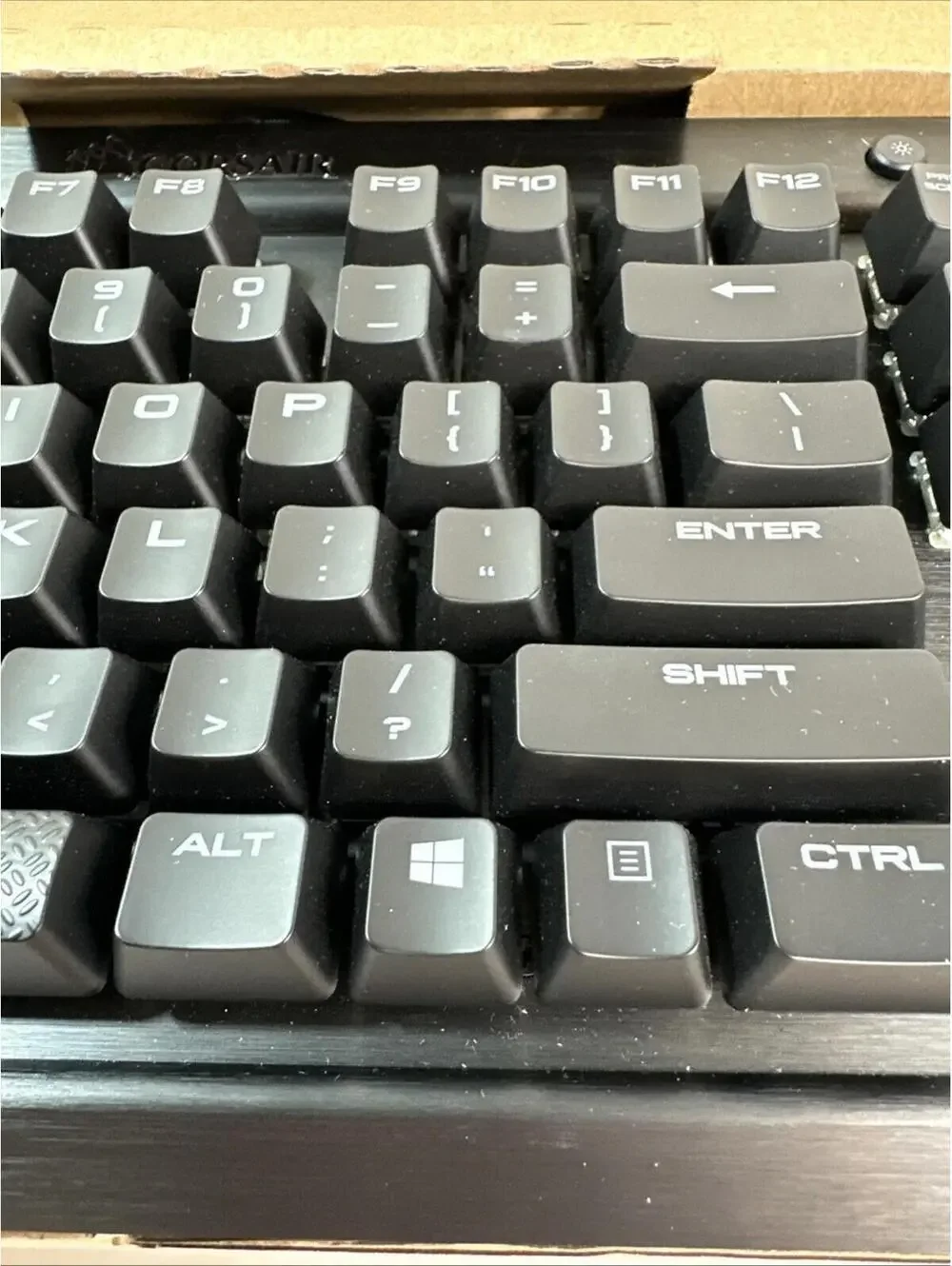 Corsair K70 LUX RGB Mechanical Gaming Keyboard Wired Illuminated‎ Black Aluminum